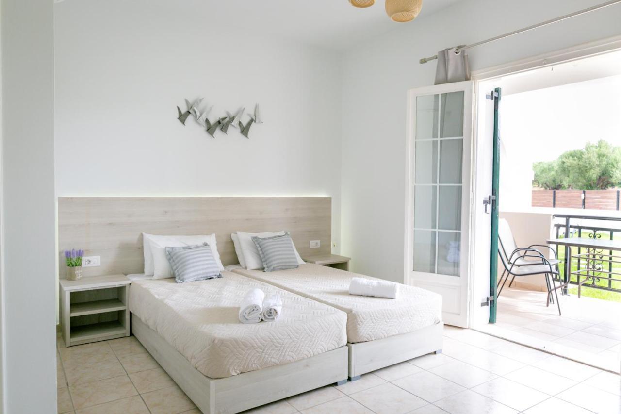 אליקס Tropical Apartments מראה חיצוני תמונה