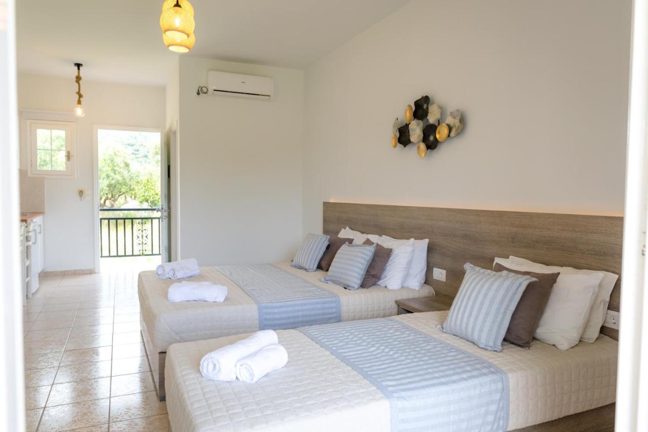 אליקס Tropical Apartments מראה חיצוני תמונה